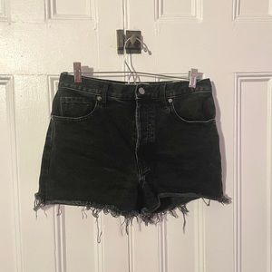 Everlane Cheeky Short